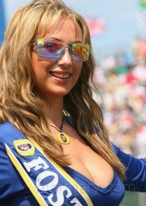 Paddock-Girls_001.jpg