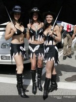 Paddock-Girls_027.jpg