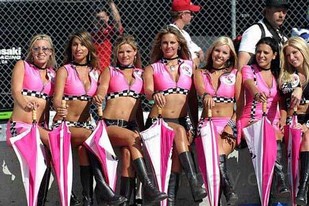 Paddock-Girls_068.jpg