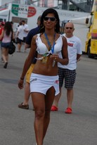 Paddock-Girls-1_018.jpg