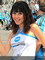 Paddock-Girls-1_044.jpg