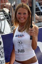 Paddock-girls-7_94.jpg