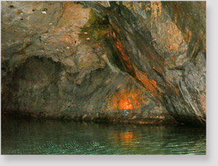 SAINT LEONARD LAGO