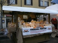 mercatini-trento_20.JPG